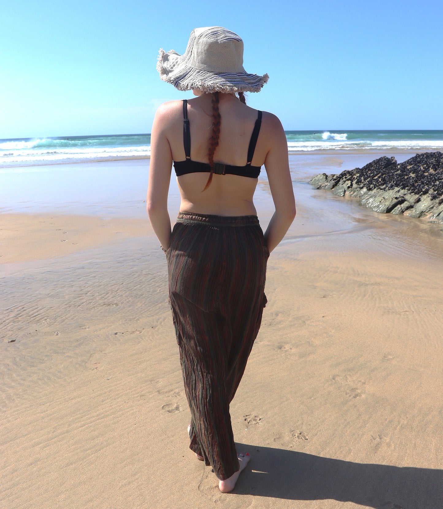 Unisex HERRINGBONE and GHERI OUTBACK CREAM hat with a flexible, fringed and lined brim. Beautiful pure Cotton and Fairtrade.