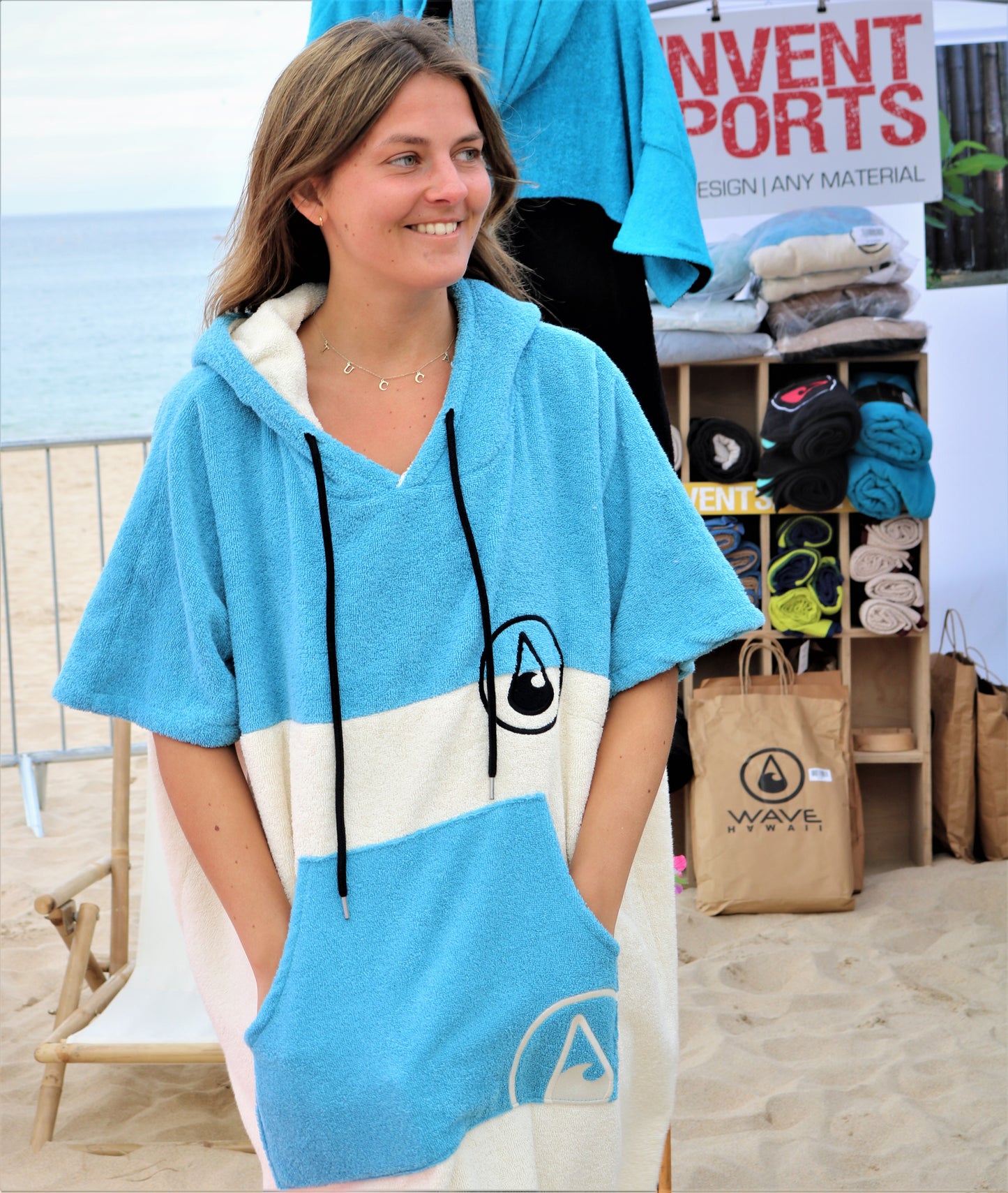 LAGOS Poncho