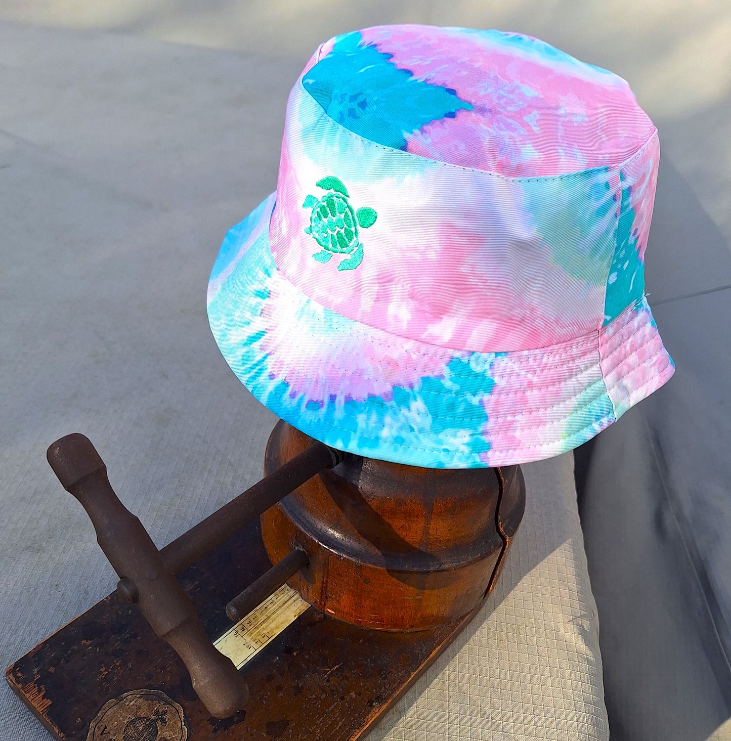 The CANDYFLOSS kids' Bucket Hat