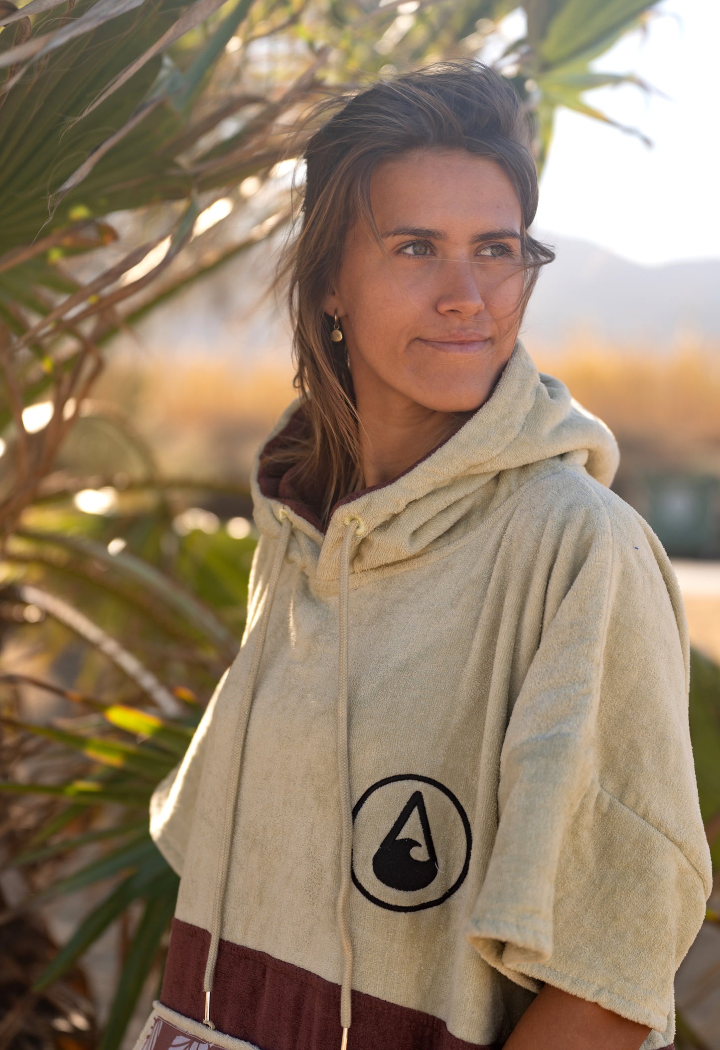 Wave Style Poncho LEEVS