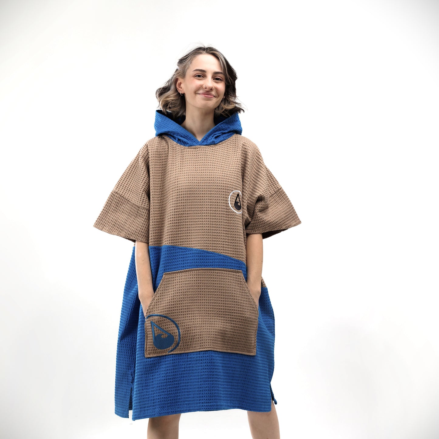 LIGHD Travel Poncho