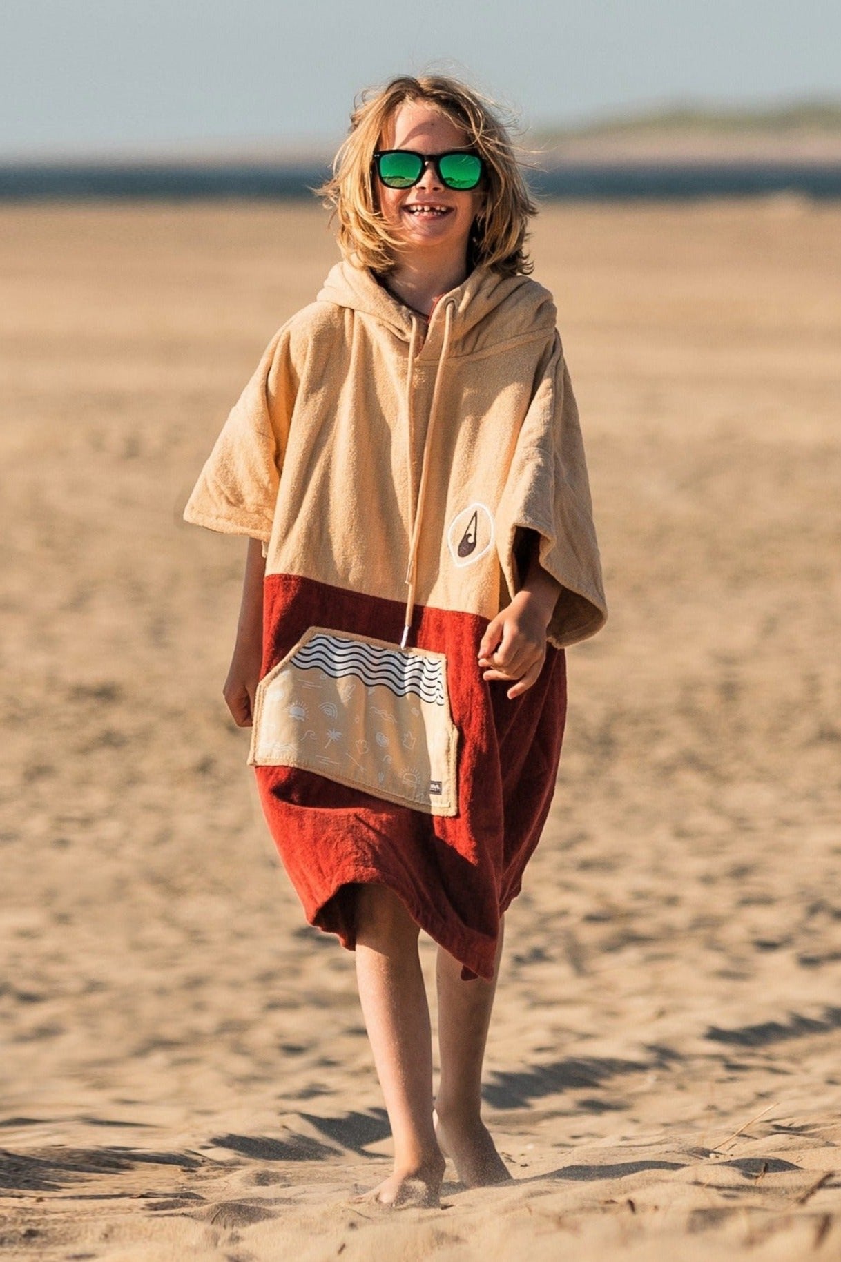 Wave Poncho DUNAS At The Beach