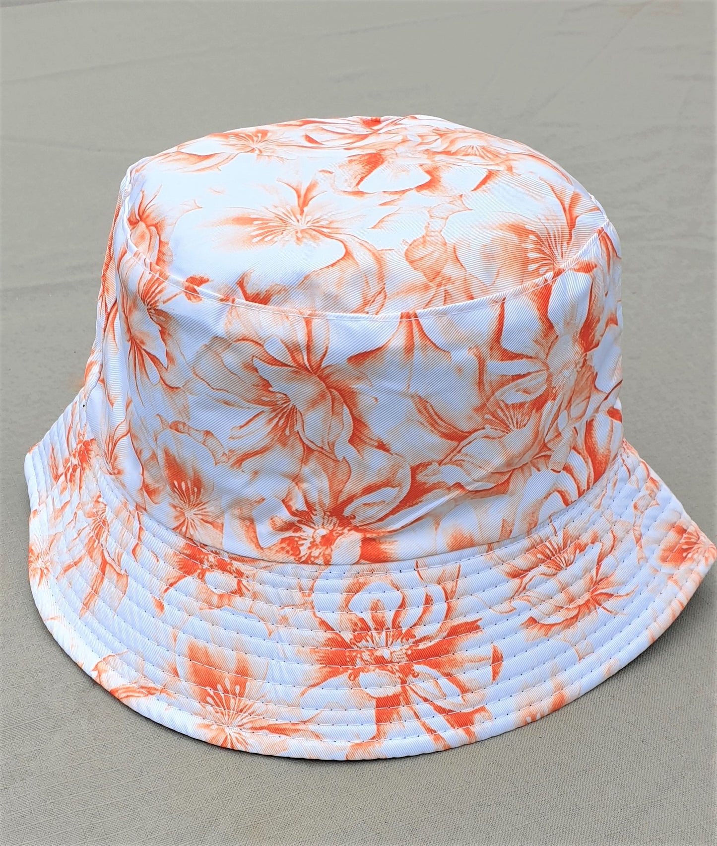 The HIPPY'S CUSS Bucket hat