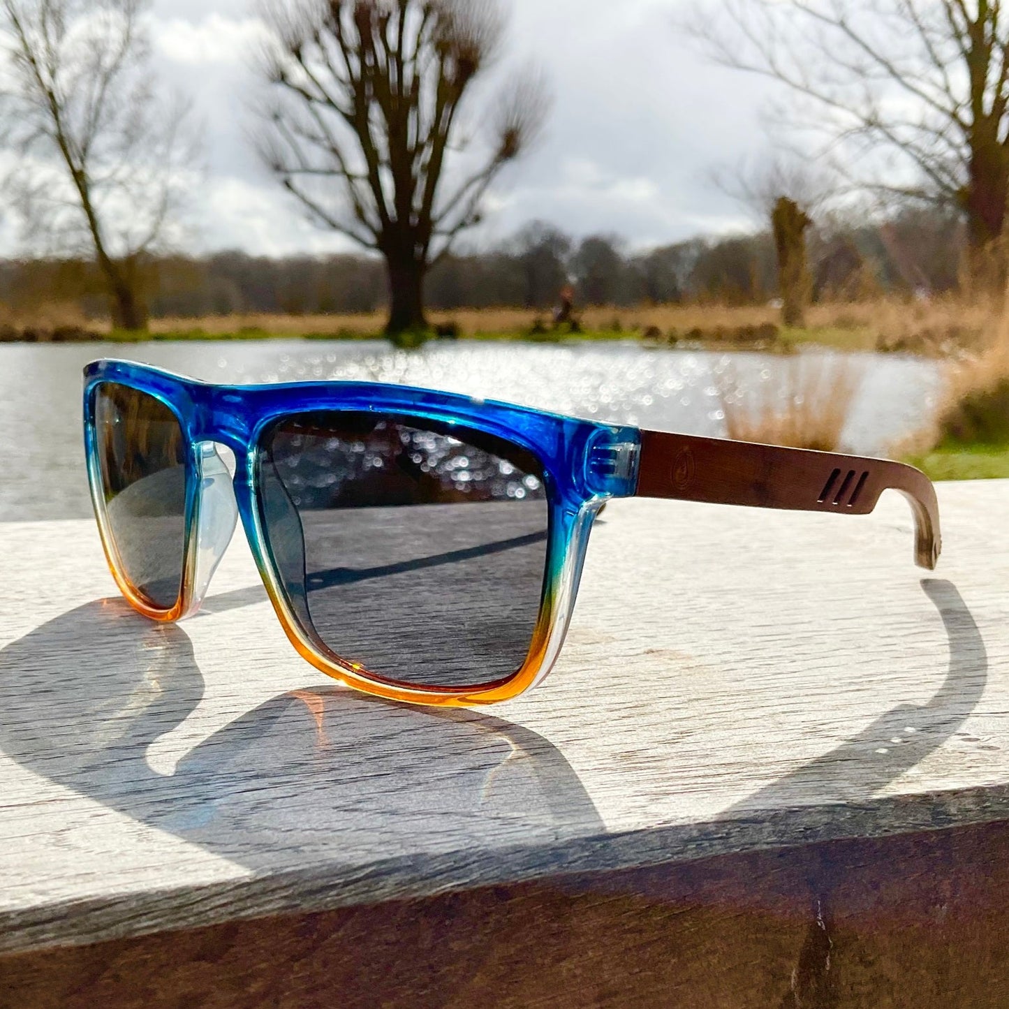 BONAIRE Sunglasses Bench