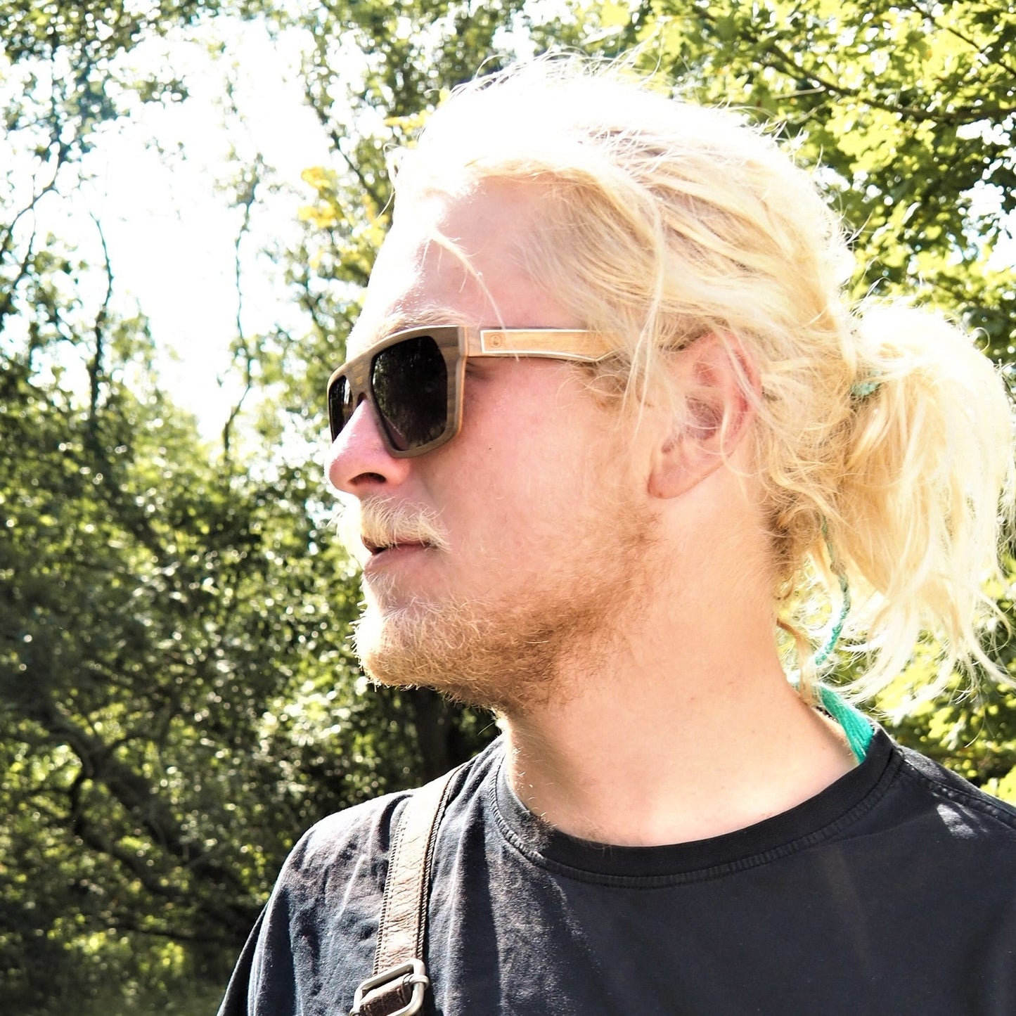 LABADERA Sunglasses Side View