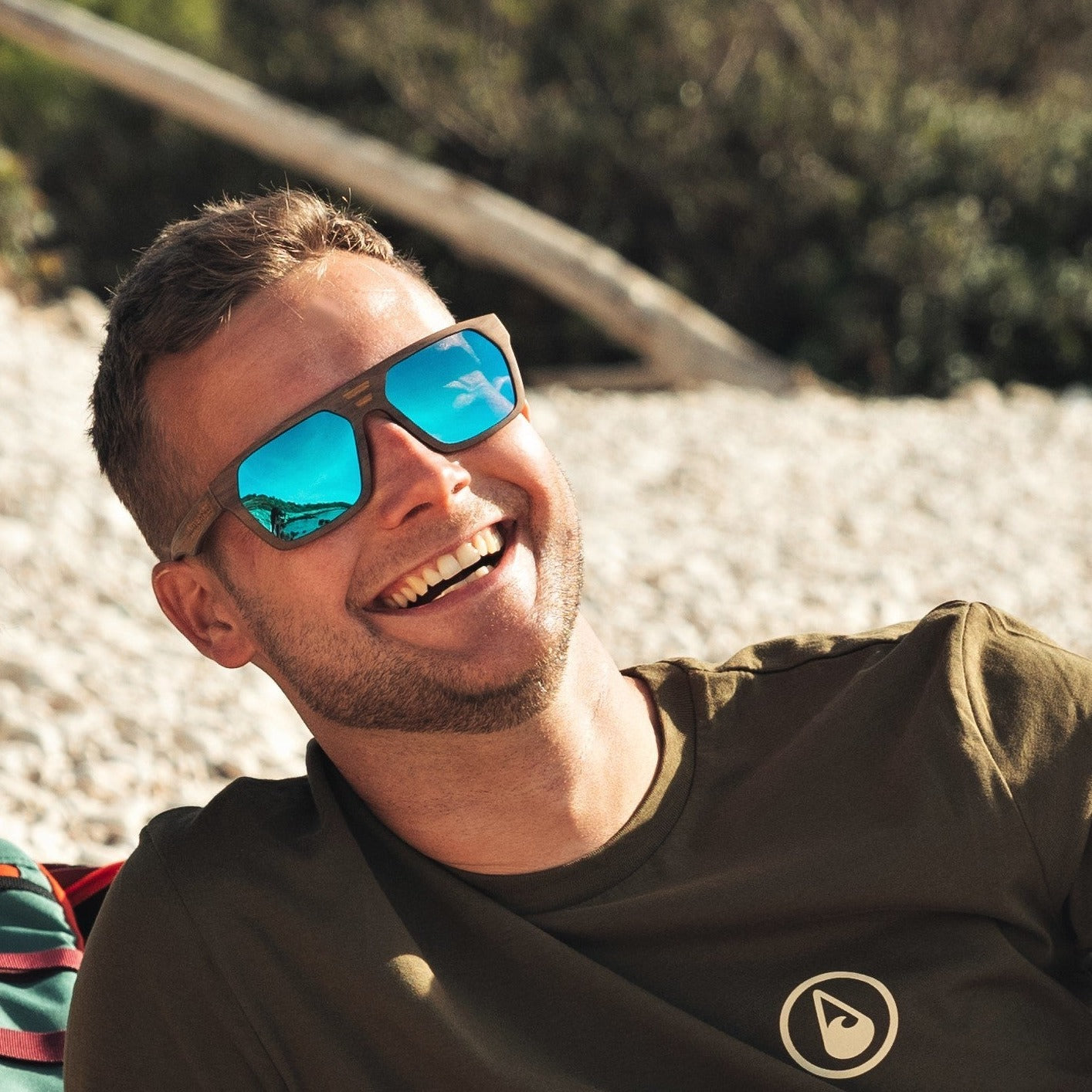 RINCON Sunglasses Smiling