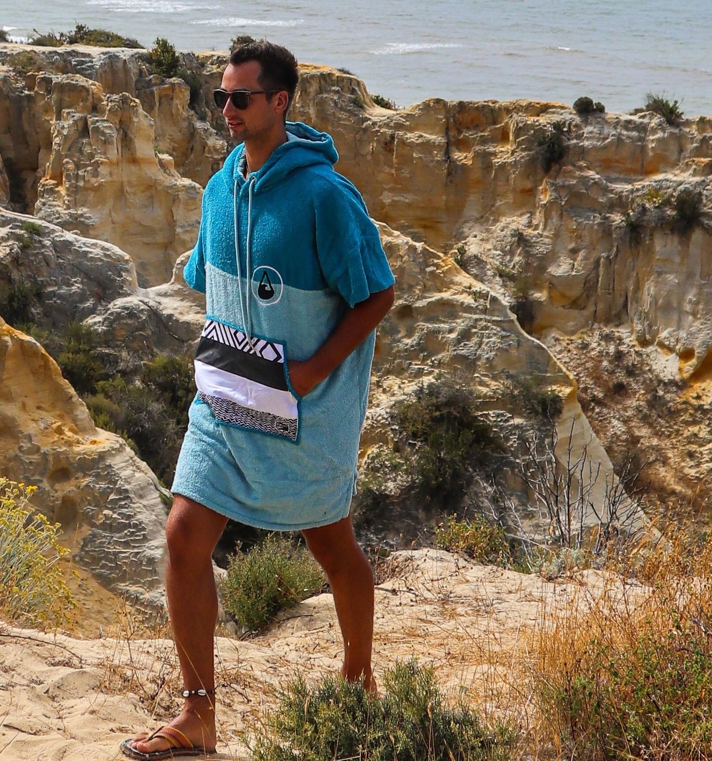 Wave Style Poncho AIR Walking Up The Cliff Keeping Warm