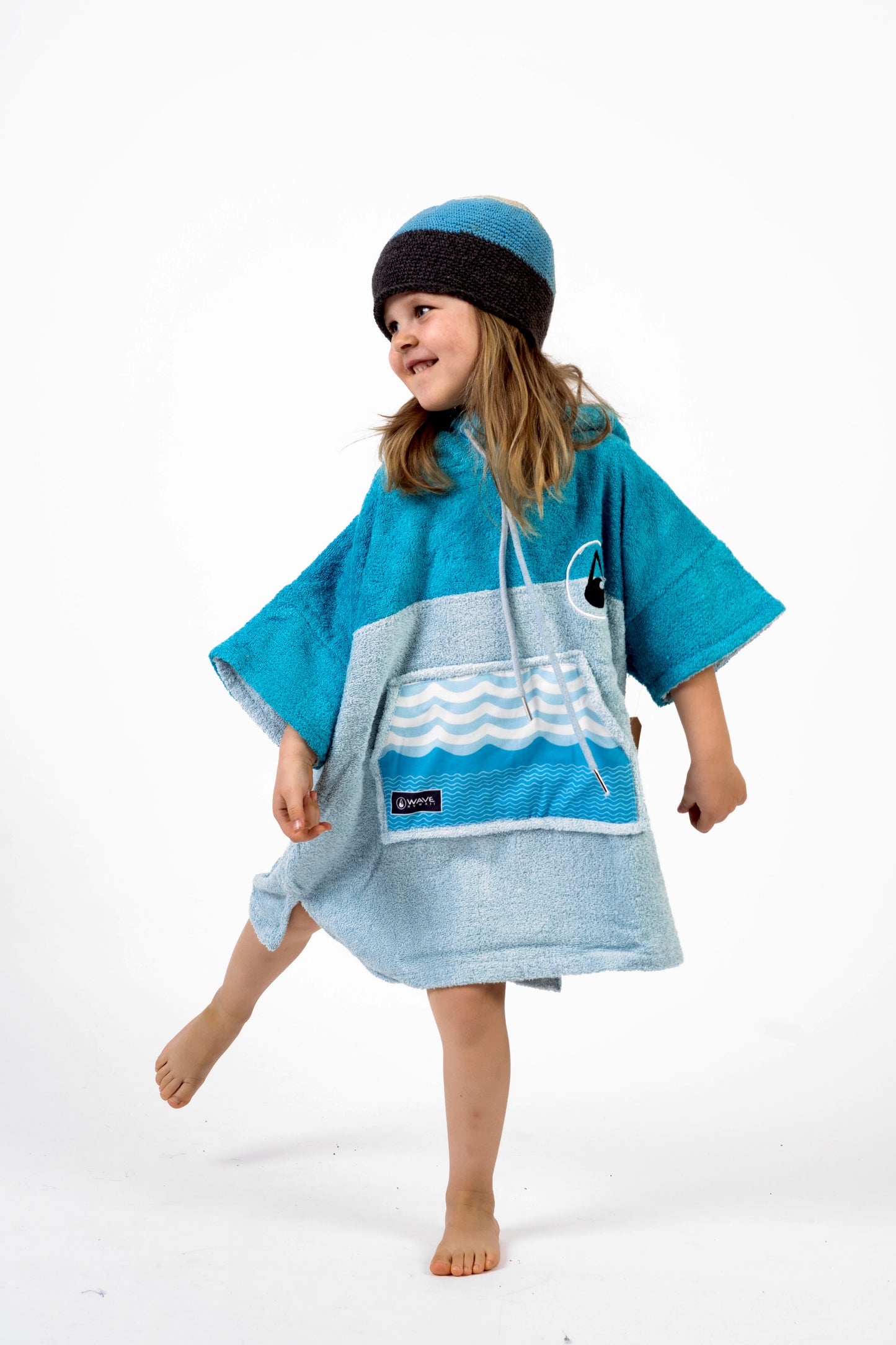 Kids' Wave Poncho MINI Girl Model Front View