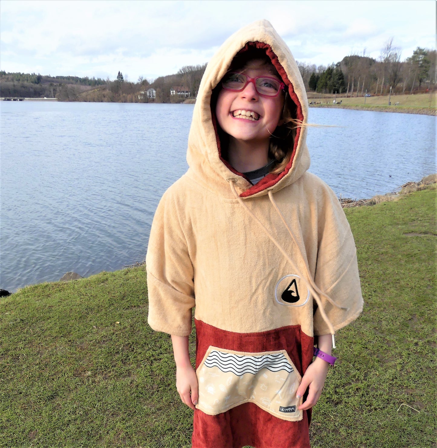 Kids' Wave Poncho DUNAS Happy Customer