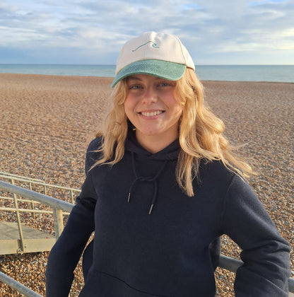 Two tone vintage washed WAVE Baseball caps in 5 colours.  100% natural cotton