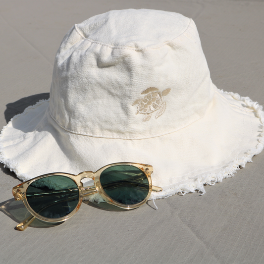The MONTE frayed Bucket Hat