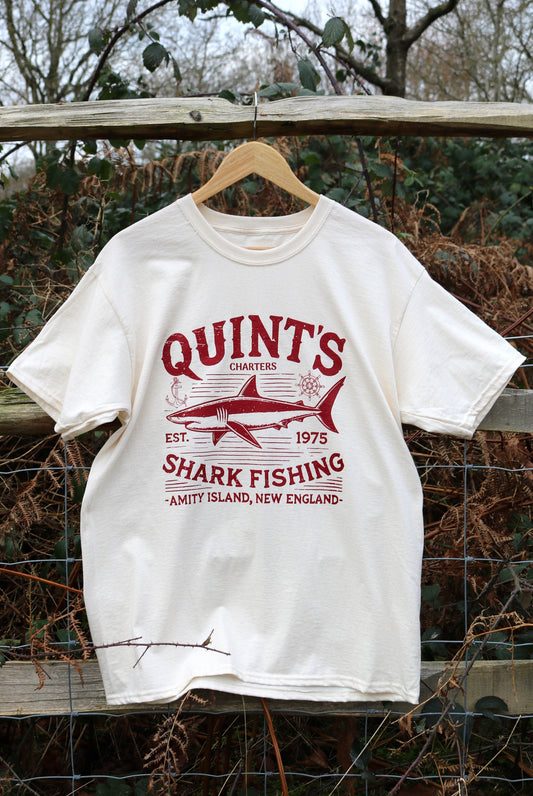 Pure cotton QUINT'S T-Shirt in natural cream - the perfect celebation of 50 years of the movie Jaws!