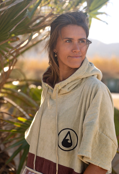 Wave Style Poncho LEEVS