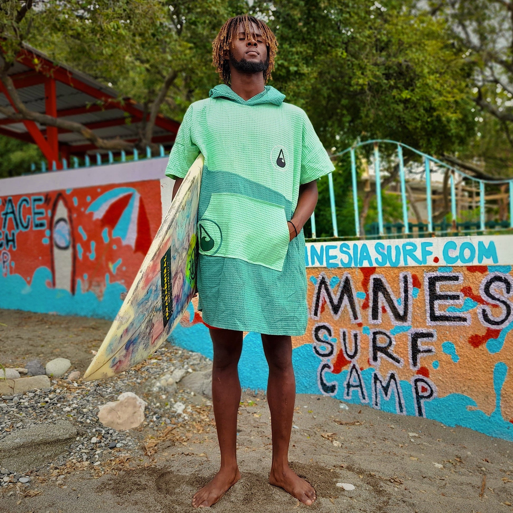 Wave Travel Poncho BREESE Surf Board In Hand