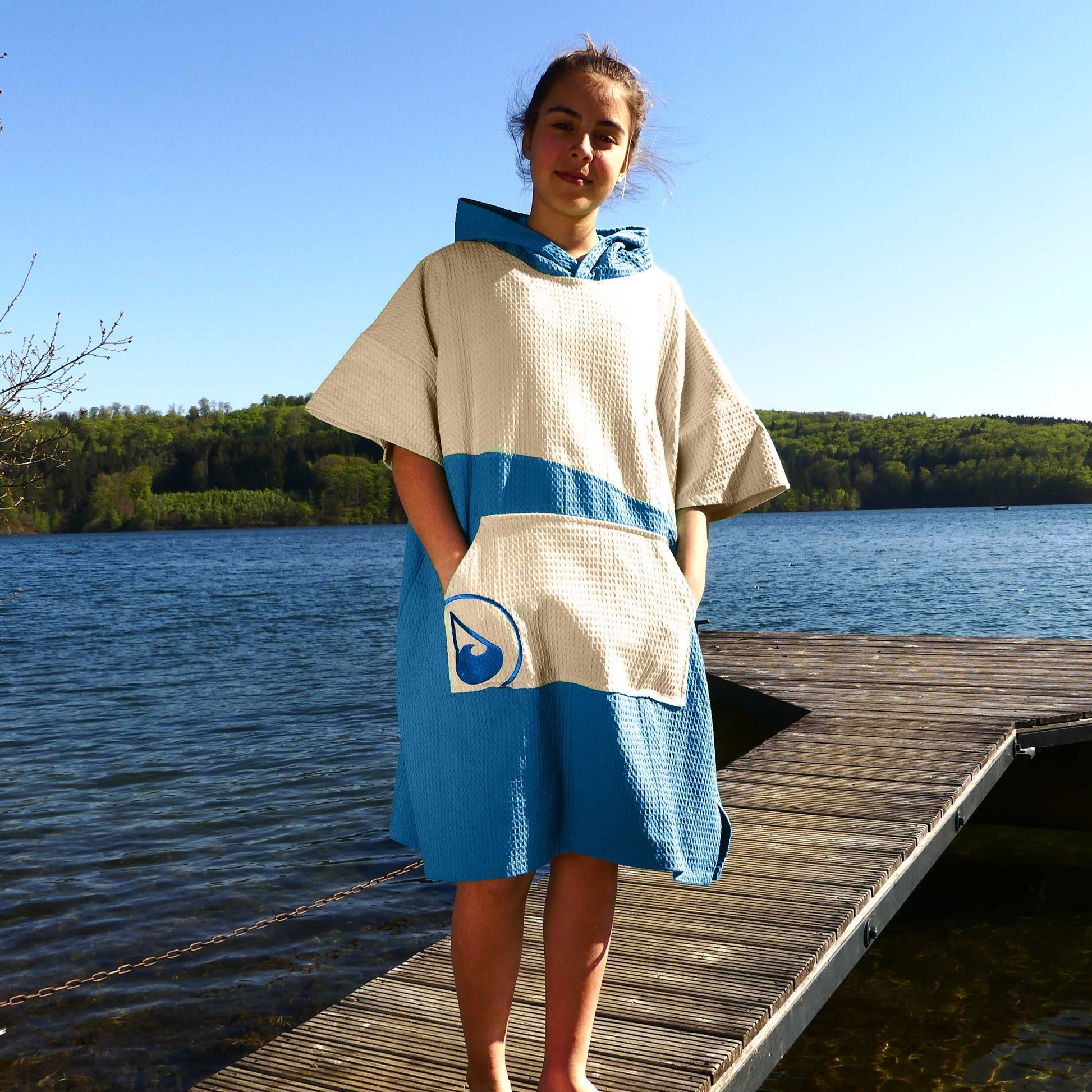Wave Travel Poncho LIGHD Kids Ponchos