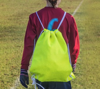 Tennis Drawstring Bag Outside Lifestyle