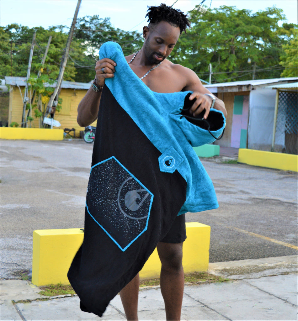 UNO Poncho and Changing Robe Folding Surf Poncho