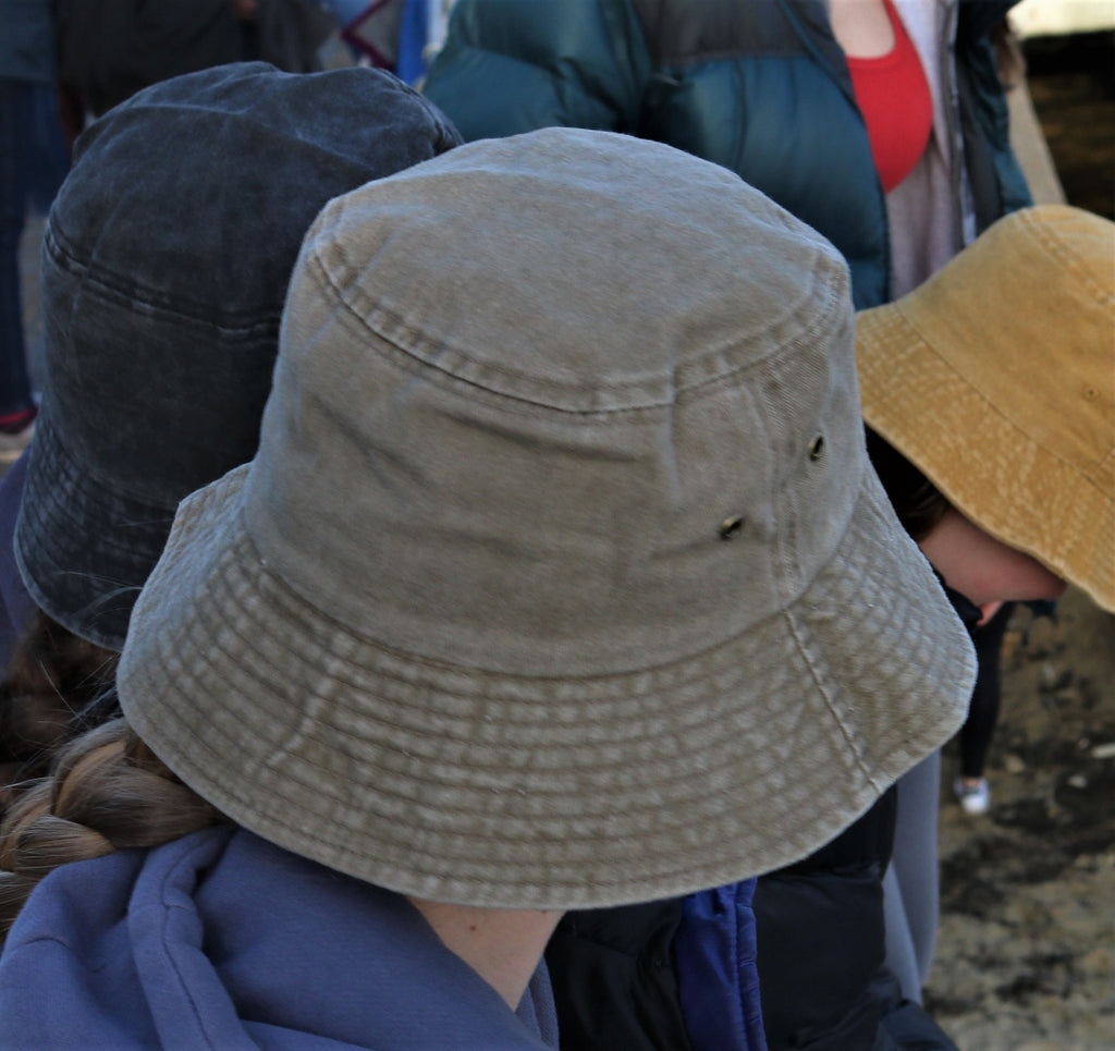 The LOST KHAKI vintage washed Bucket Hat