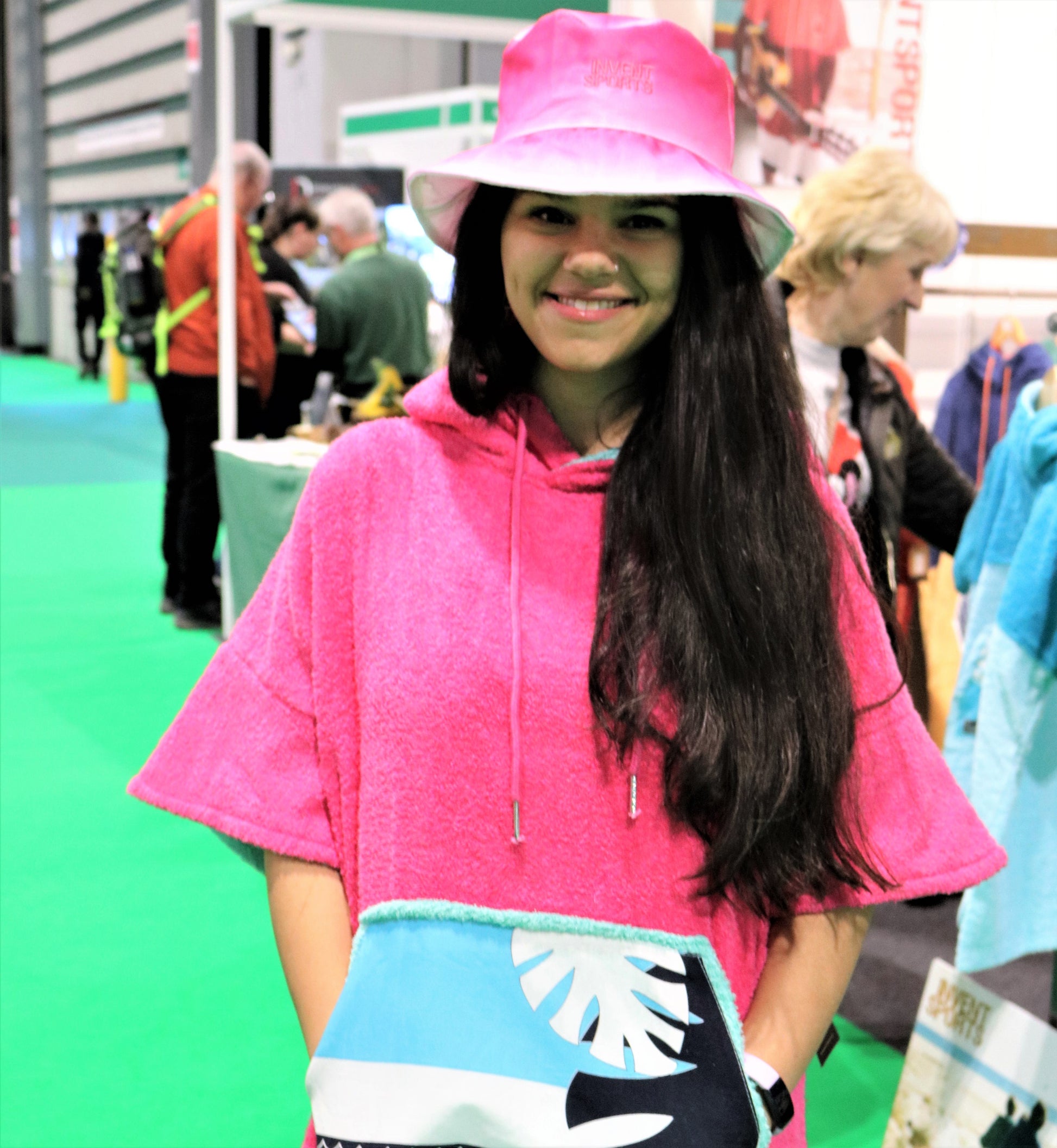 Wave Style Poncho PINK WAVE With Beach Hat