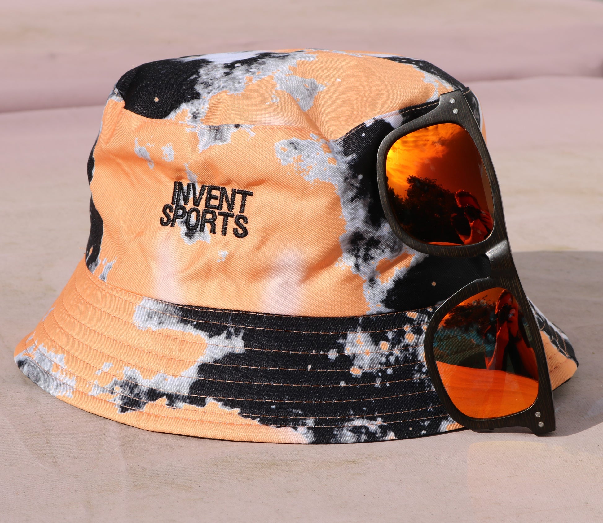 The TANGERINE DREAM Tie dyed Bucket hat