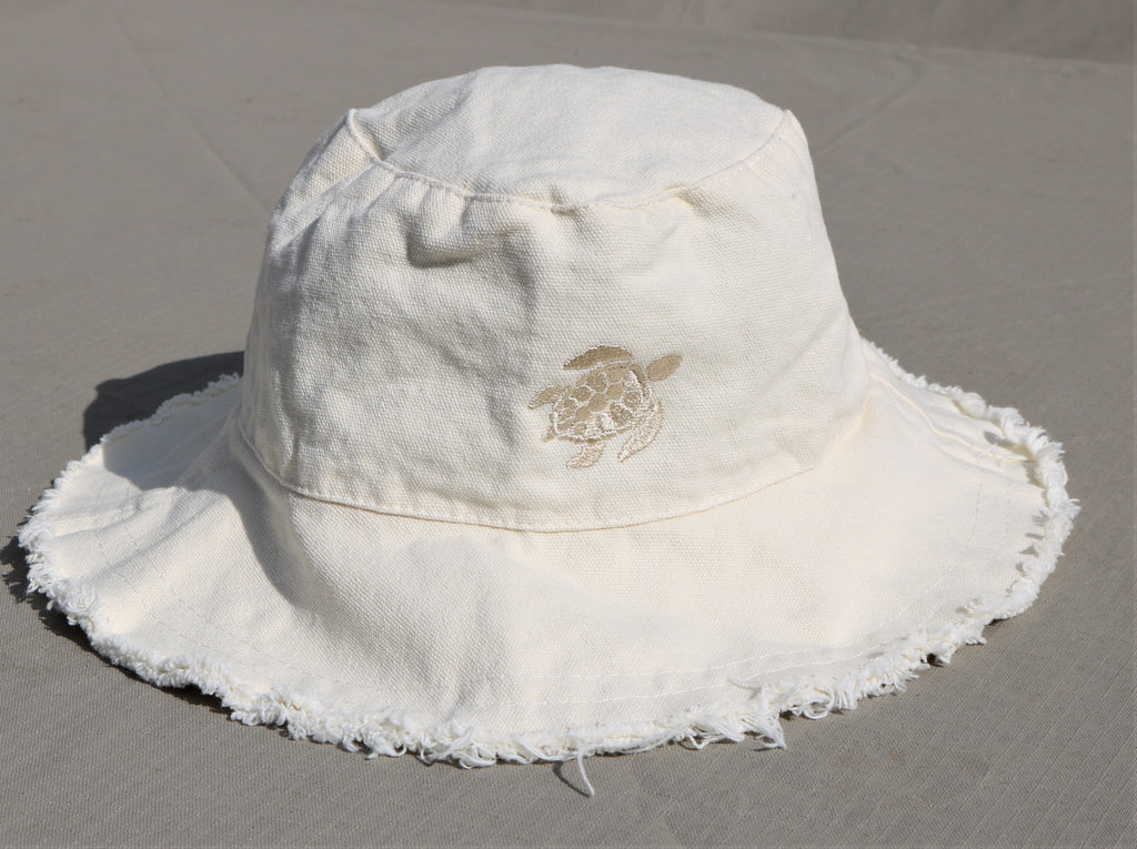 The MONTE frayed Bucket Hat