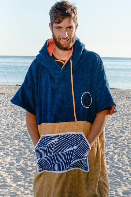 Wave Style Poncho FLOW