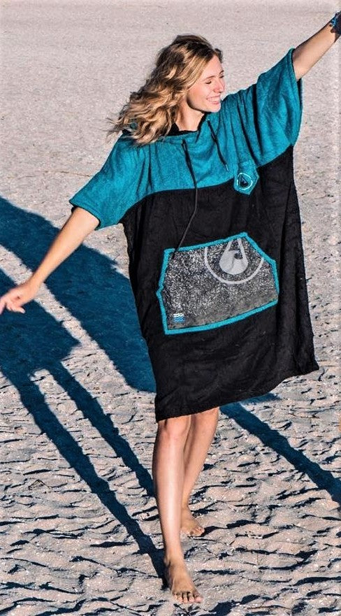 UNO Poncho and Changing Robe Happy At The Beach Warm