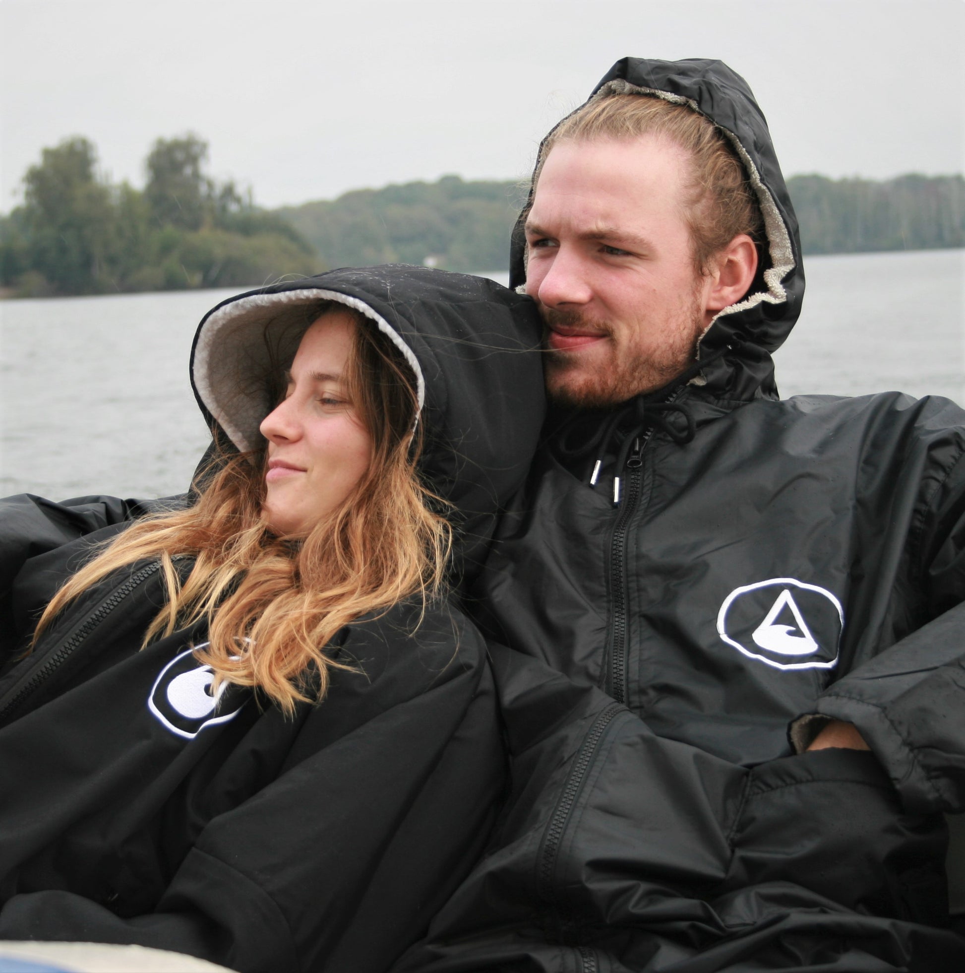 Wave Storm Poncho BISO